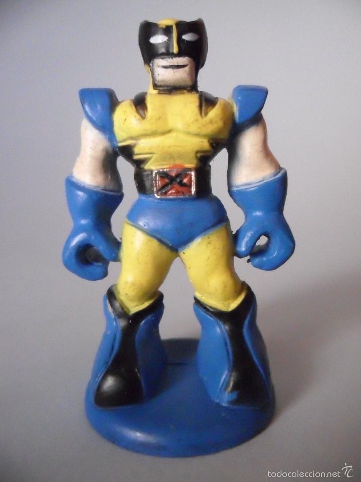 Figuras y mu&ntilde;ecos Marvel: MARVEL HEROES WOLVERINE LOBEZNO FIGURA TIPO KINDER 2008 - Foto 1