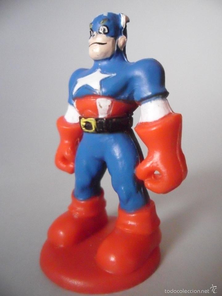 Figuras y mu&ntilde;ecos Marvel: MARVEL HEROES CAPITAN AMERICA FIGURA TIPO KINDER 2008 - Foto 2