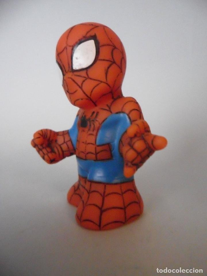 Figuras y mu&ntilde;ecos Marvel: SPIDERMAN FIGURA DE GOMA HUECA - Foto 2