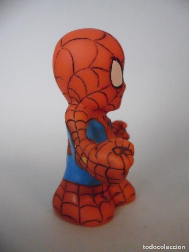 Figuras y mu&ntilde;ecos Marvel: SPIDERMAN FIGURA DE GOMA HUECA - Foto 3
