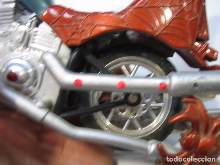 Figuras y mu&ntilde;ecos Marvel: Moto de Spiderman de Marvel - Foto 9