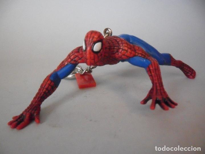 Figuras y mu&ntilde;ecos Marvel: SPIDERMAN FIGURA LLAVERO DE PVC DE 12,5 CM MARVEL BASIC FUN 2010 - Foto 1