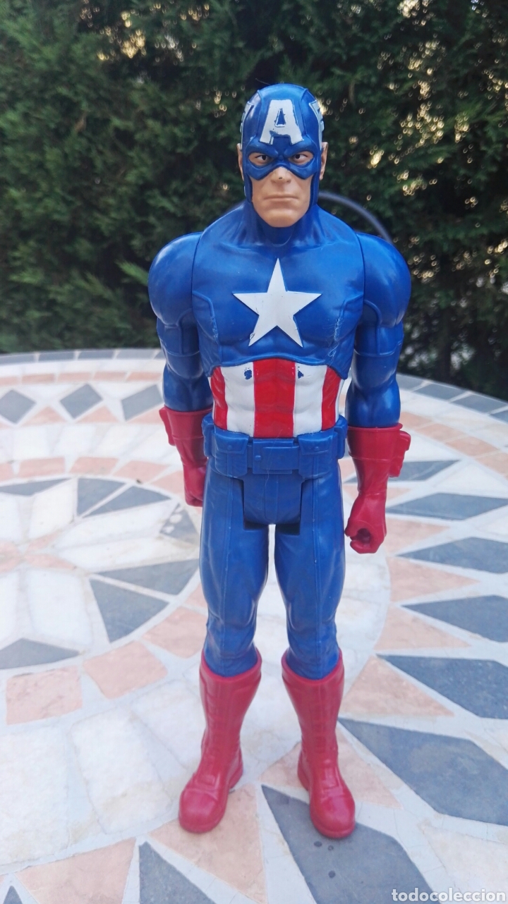 Figuras y mu&ntilde;ecos Marvel: Figura articulada Capit&aacute;n Am&eacute;rica - Foto 1