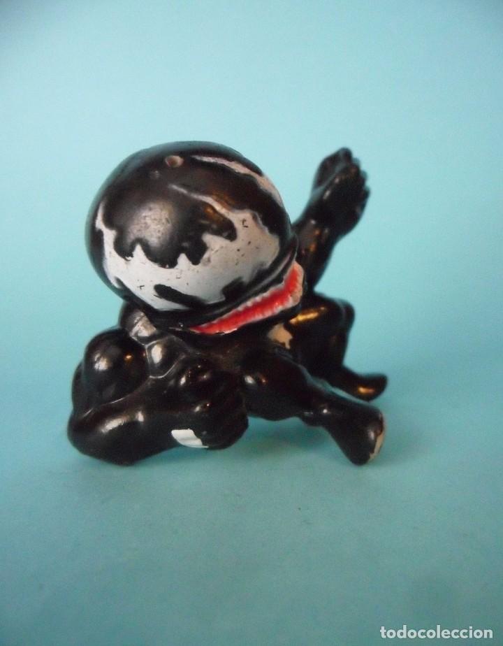 Figuras y mu&ntilde;ecos Marvel: SPIDERMAN VENOM FIGURA DE PVC MARVEL 1997 - Foto 2