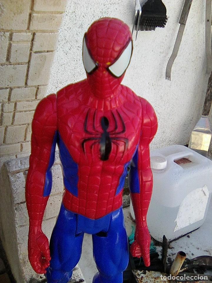 Figuras y mu&ntilde;ecos Marvel: Spiderman (Serie Los vengadores, Hasbro Marvel, 2013) - 30 cms - Foto 4