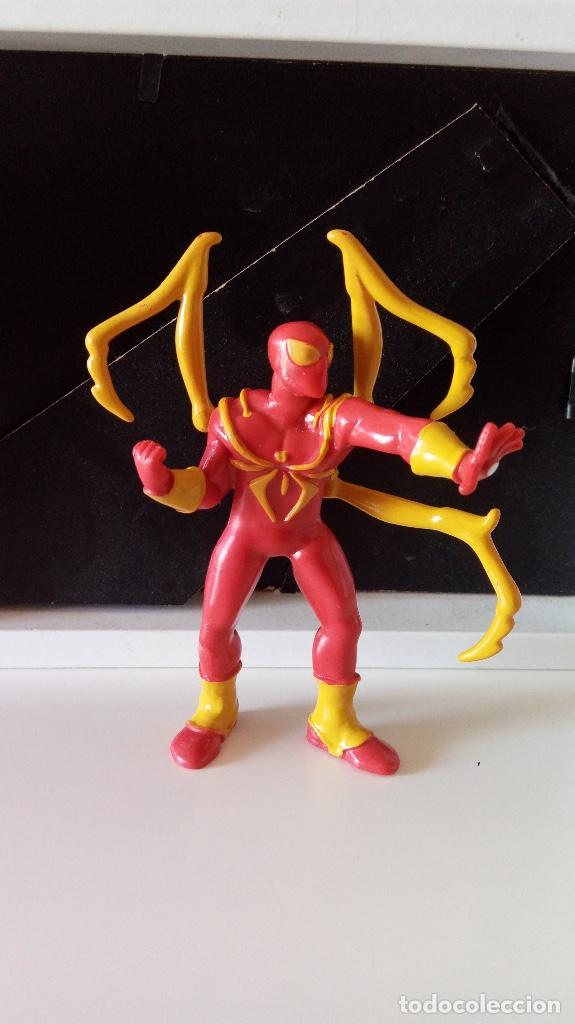 Figuras y mu&ntilde;ecos Marvel: Figura pvc Spiderman Rojo. Marvel Comansi. - Foto 1