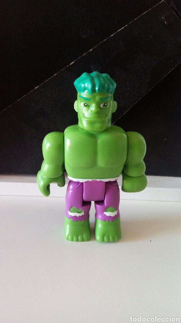 Figuras y mu&ntilde;ecos Marvel: Figura articulada Hulk Marvel. Tipo Megablock. - Foto 1
