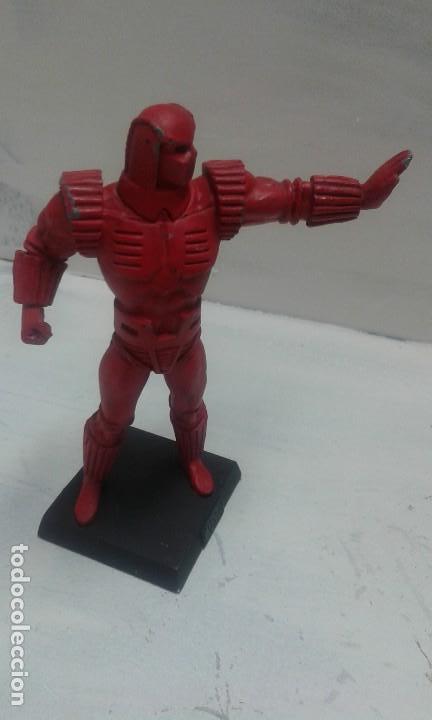 Figuras y mu&ntilde;ecos Marvel: figura DE PLOMO CRIMSON - Foto 1