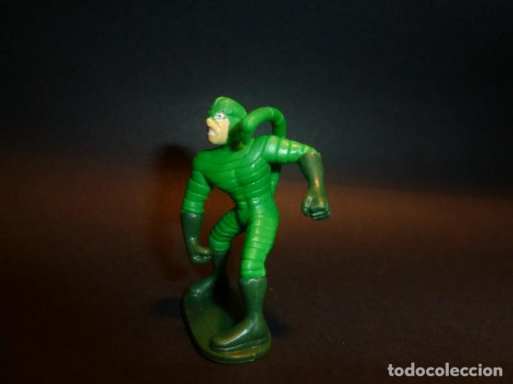Figuras y mu&ntilde;ecos Marvel: Figura Escorpi&oacute;n verde. Marvel - Foto 3
