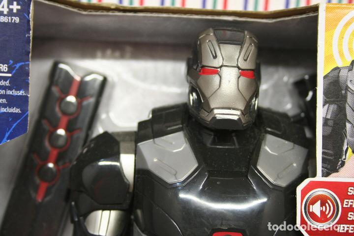 Figuras y mu&ntilde;ecos Marvel: FIGURA CAPTAIN AMERICA, MARVELS WAR MACHINE ELECTRONICA DE HASBRO - Foto 3