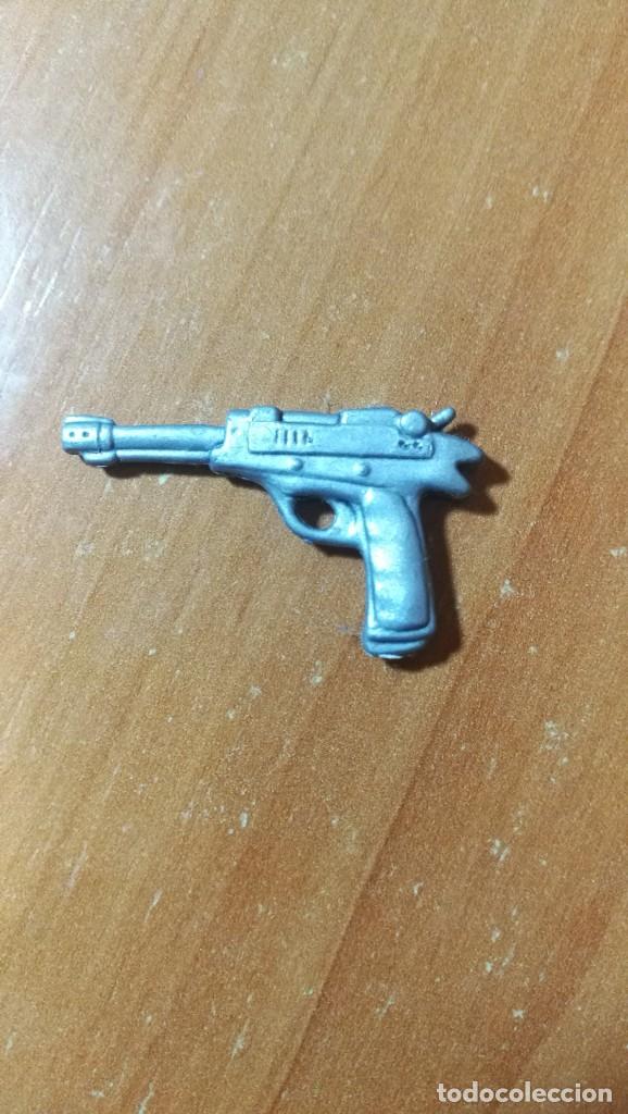 Figuras y mu&ntilde;ecos Marvel: MARVEL LEGENDS PISTOLA DR. DOOM - Foto 1