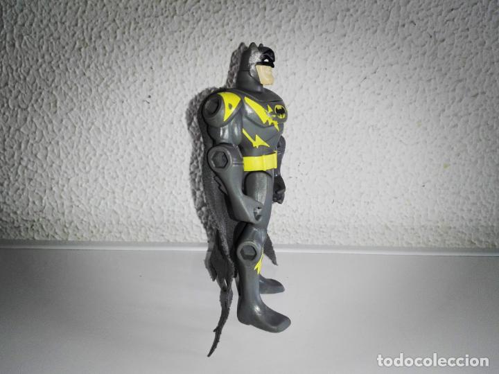 Figuras y mu&ntilde;ecos Marvel: Mu&ntilde;eco figura batman marvel dc bat man - Foto 3