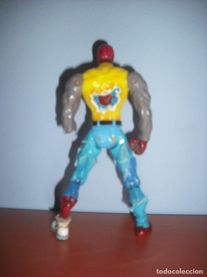 Figuras y mu&ntilde;ecos Marvel: SPIDERMAN ARTICULADO EN PLENA TRANSFORMACION - Foto 4