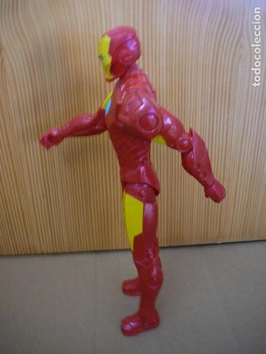Figuras y mu&ntilde;ecos Marvel: Figura Iron Man Hasbro Marvel 2014. Mu&ntilde;eco de pl&aacute;stico. - Foto 2