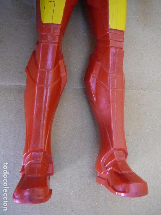 Figuras y mu&ntilde;ecos Marvel: Figura Iron Man Hasbro Marvel 2014. Mu&ntilde;eco de pl&aacute;stico. - Foto 10