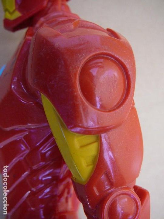 Figuras y mu&ntilde;ecos Marvel: Figura Iron Man Hasbro Marvel 2014. Mu&ntilde;eco de pl&aacute;stico. - Foto 19