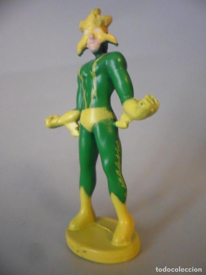 Figuras y mu&ntilde;ecos Marvel: SPIDERMAN ELECTRO FIGURA DE PVC MARVEL & SUBS 2013 - Foto 2