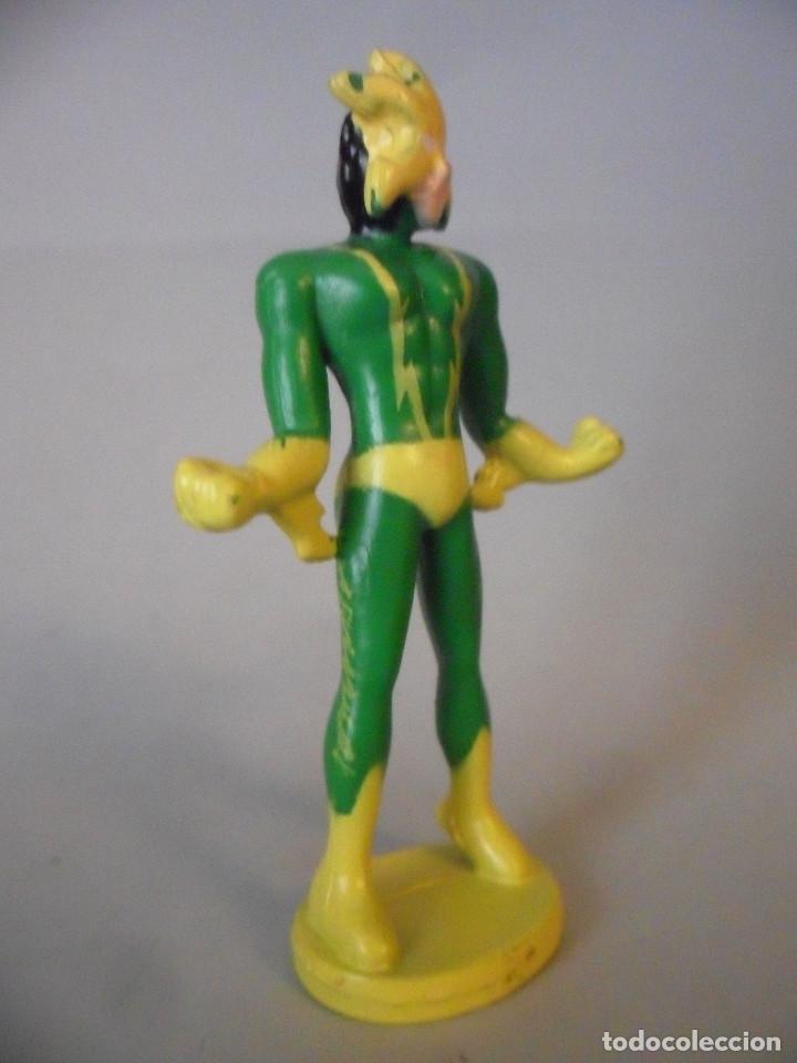 Figuras y mu&ntilde;ecos Marvel: SPIDERMAN ELECTRO FIGURA DE PVC MARVEL & SUBS 2013 - Foto 3