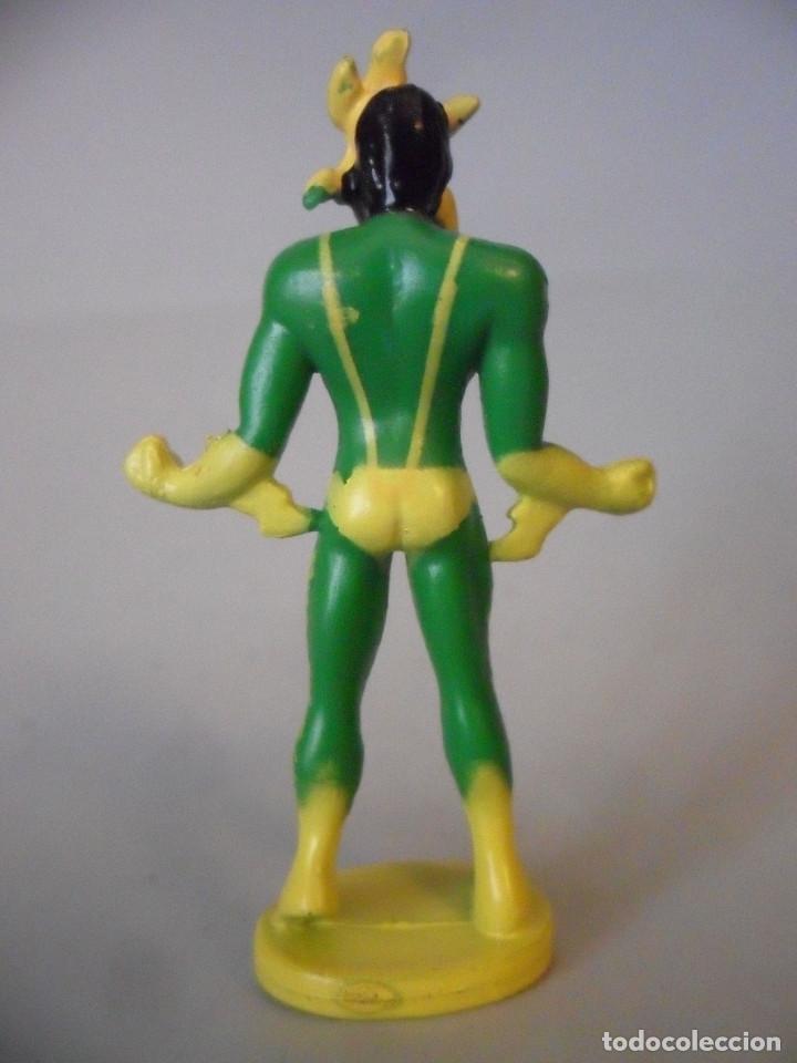 Figuras y mu&ntilde;ecos Marvel: SPIDERMAN ELECTRO FIGURA DE PVC MARVEL & SUBS 2013 - Foto 4
