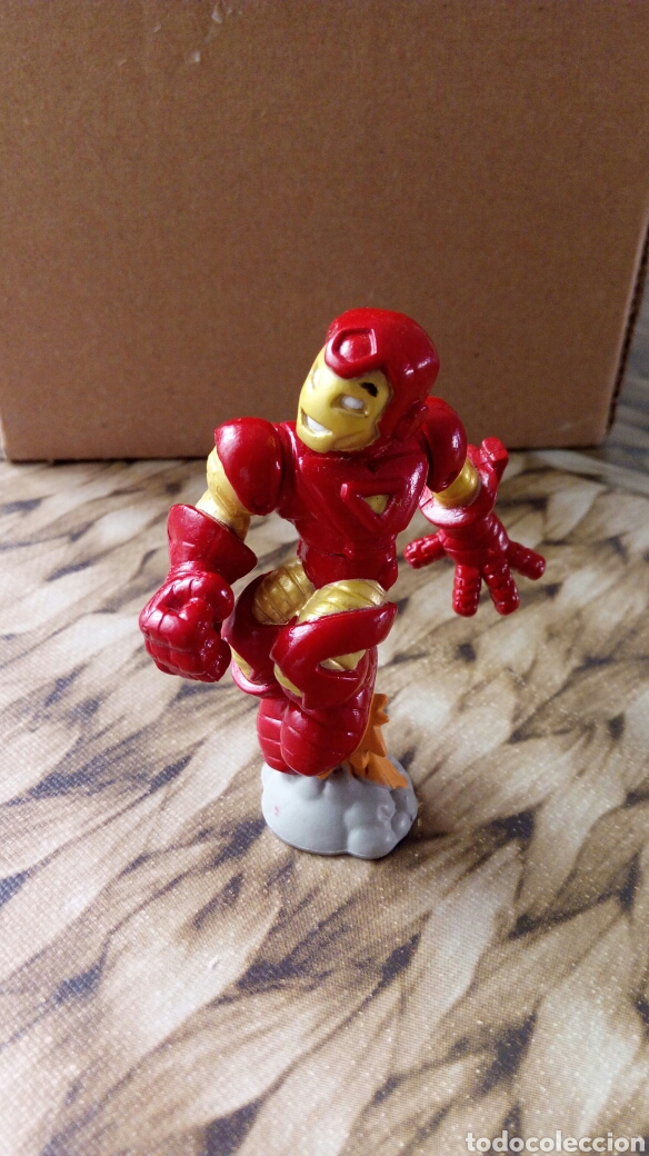 Figuras y mu&ntilde;ecos Marvel: Figura Iron Man Marvel. Superhero Squad. - Foto 1