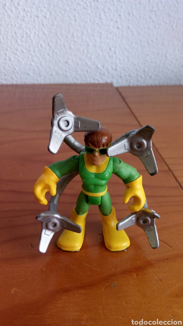 Figuras y mu&ntilde;ecos Marvel: Figura Doctor Octopus Superhero Squad. Marvel Hasbro. - Foto 1