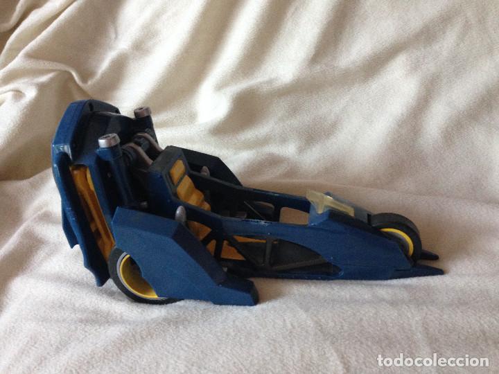 Figuras y mu&ntilde;ecos Marvel: Moto batman voladora,desplegable. - Foto 2