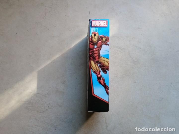 Figuras y mu&ntilde;ecos Marvel: Figura Iron Man Hasbro 2016. En caja sin abrir - Foto 3