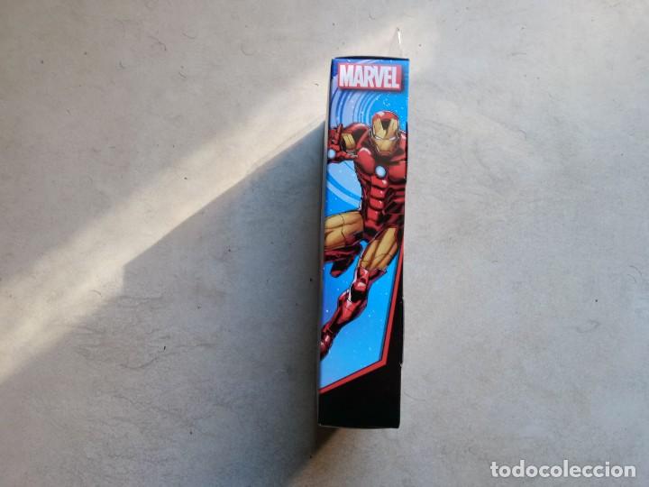 Figuras y mu&ntilde;ecos Marvel: Figura Iron Man Hasbro 2016. En caja sin abrir - Foto 4