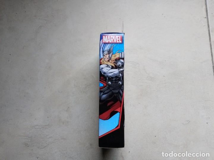 Figuras y mu&ntilde;ecos Marvel: Figura Thor Hasbro 2016. En caja sin abrir - Foto 3