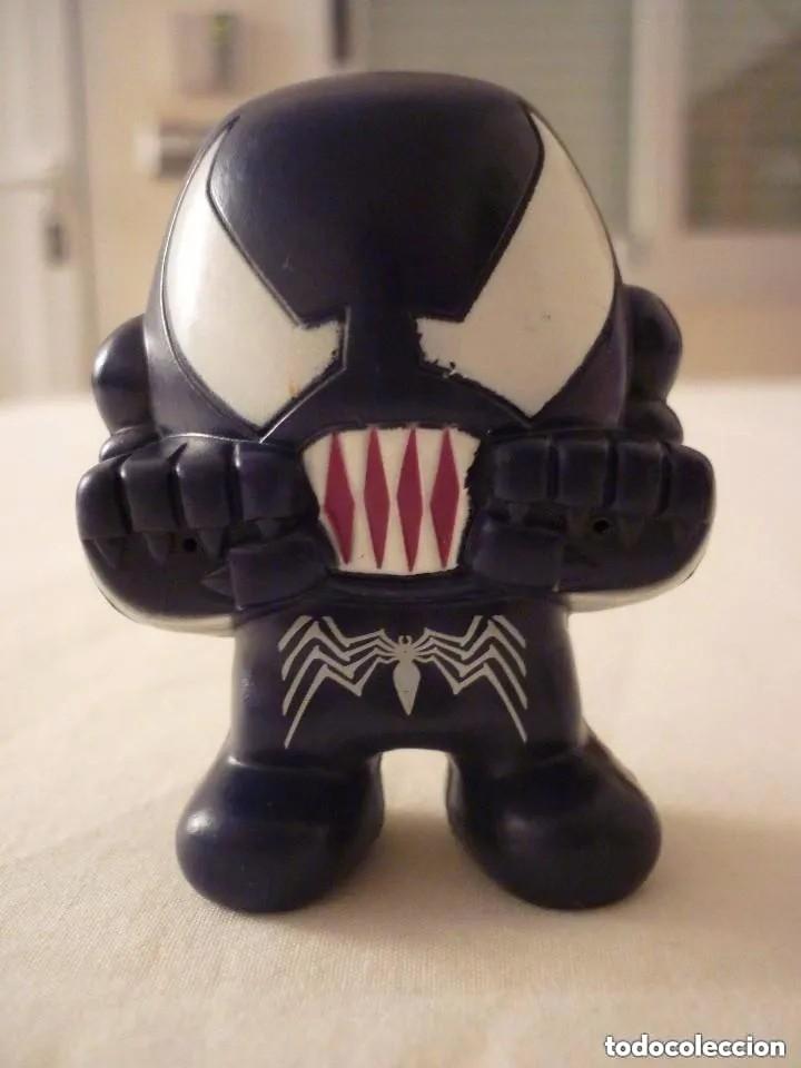 Figuras y mu&ntilde;ecos Marvel: FIGURA DE VENOM SPIDERMAN MARVEL NESTL&Eacute; 2007. 6 CM - Foto 1