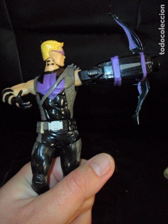 Figuras y mu&ntilde;ecos Marvel: OJO DE HALCON - LOS VENGADORES - MARVEL 2013 HASBRO- 17CM. - Foto 3