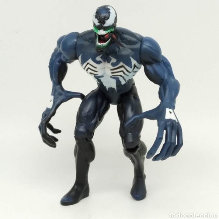 venom figura articulada