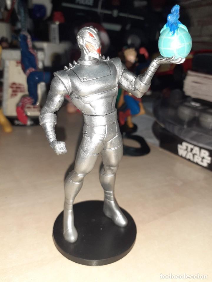 Figuras y mu&ntilde;ecos Marvel: Ultr&oacute;n V.Marvel,Los Vengadores.Figura de pvc. - Foto 1