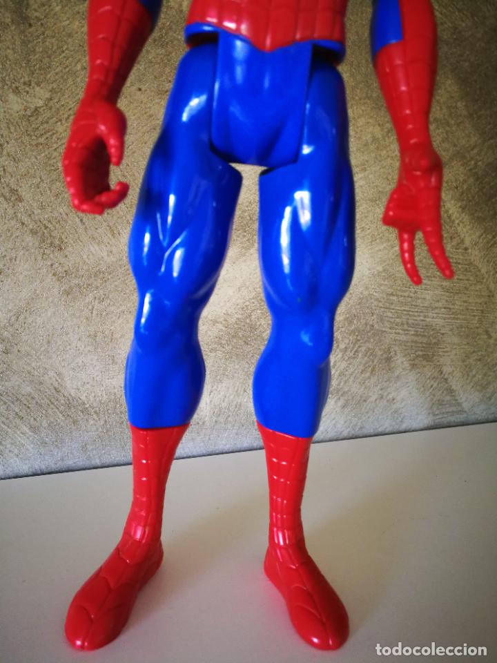 Figuras y mu&ntilde;ecos Marvel: FIGURA SPIDERMAN HASBRO 2013 30 CM - Foto 3