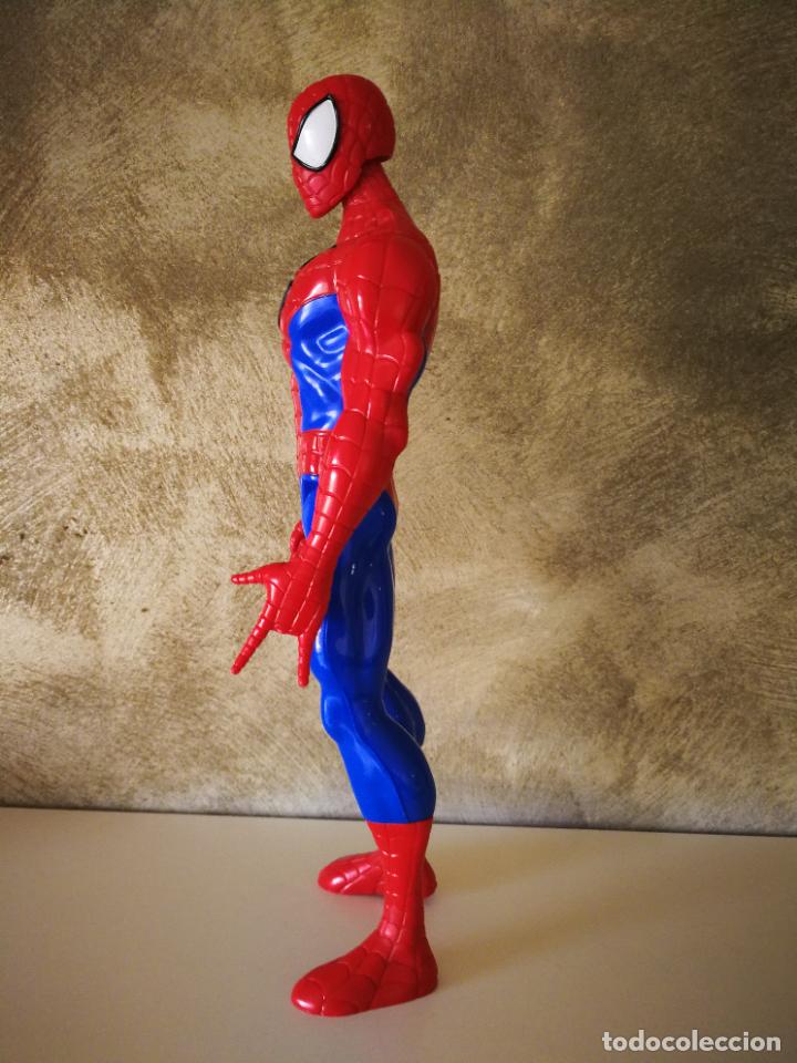 Figuras y mu&ntilde;ecos Marvel: FIGURA SPIDERMAN HASBRO 2013 30 CM - Foto 4