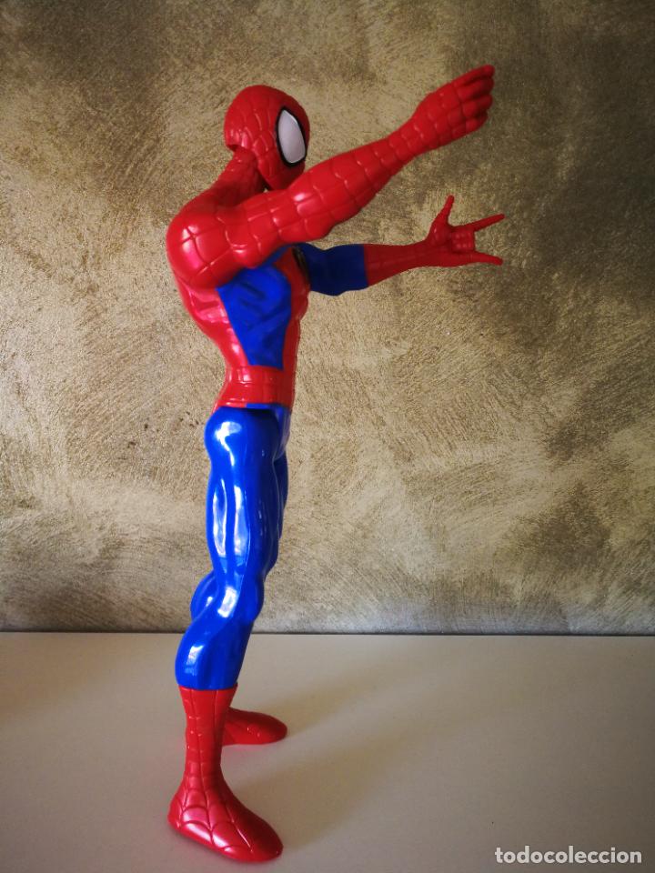 Figuras y mu&ntilde;ecos Marvel: FIGURA SPIDERMAN HASBRO 2013 30 CM - Foto 8