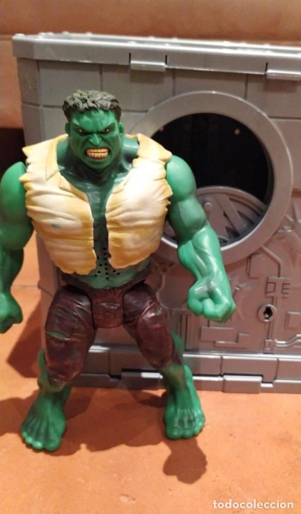 Figuras y mu&ntilde;ecos Marvel: Hulk electronic cage. Mu&ntilde;eco sonoro con jaula - Foto 4