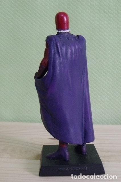 Figuras y mu&ntilde;ecos Marvel: Figura Plomo Magneto 05 X-Men - Foto 3