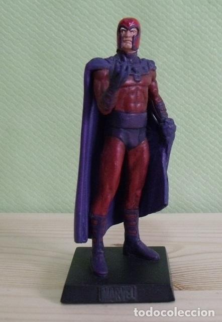 Figuras y mu&ntilde;ecos Marvel: Figura Plomo Magneto 05 X-Men - Foto 1