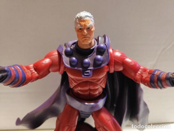 Figuras y mu&ntilde;ecos Marvel: Figura Magneto Marvel Legends - Foto 2