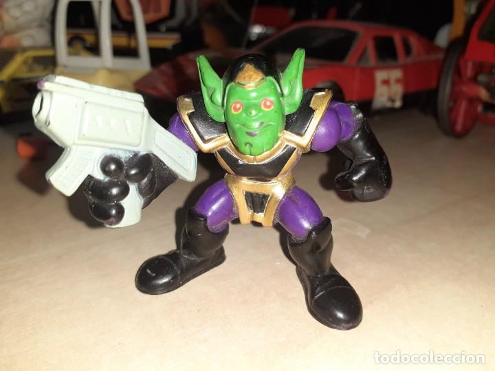 Figuras y mu&ntilde;ecos Marvel: Soldado SKULL.Hasbro 2008.Superhero Squad Marvel. - Foto 1