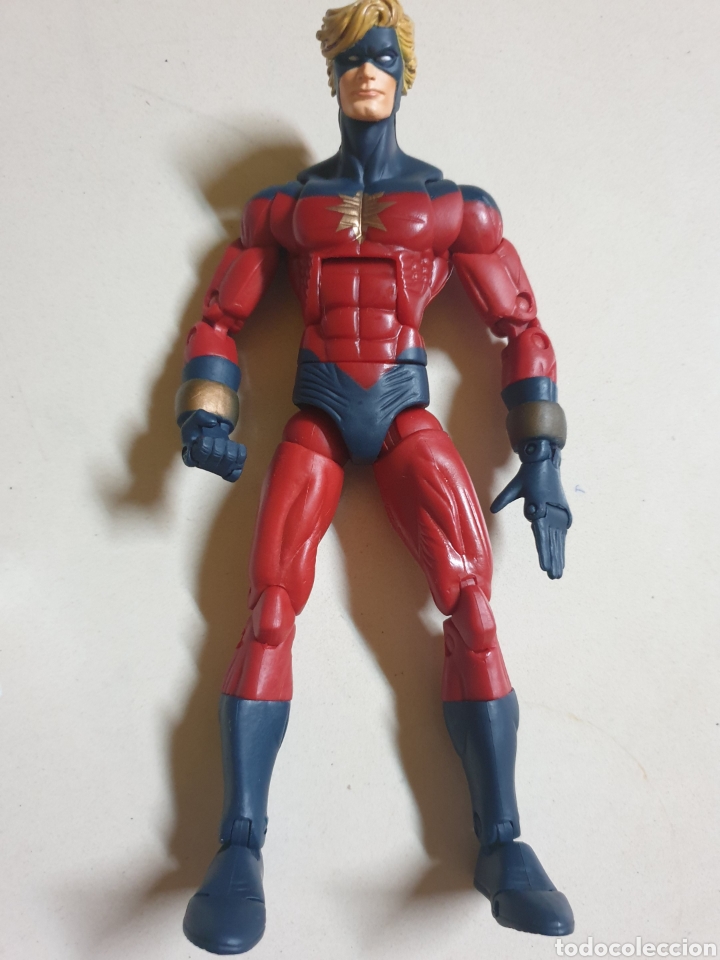 Figuras y mu&ntilde;ecos Marvel: Marvel legends spiderman vengadores figura capitan marvel - Foto 1