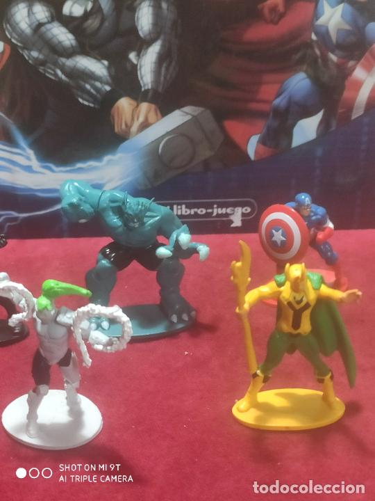 Figuras y mu&ntilde;ecos Marvel: MI LIBROJUEGO LOS VENGADORES UNIDOS MARVEL - Foto 2