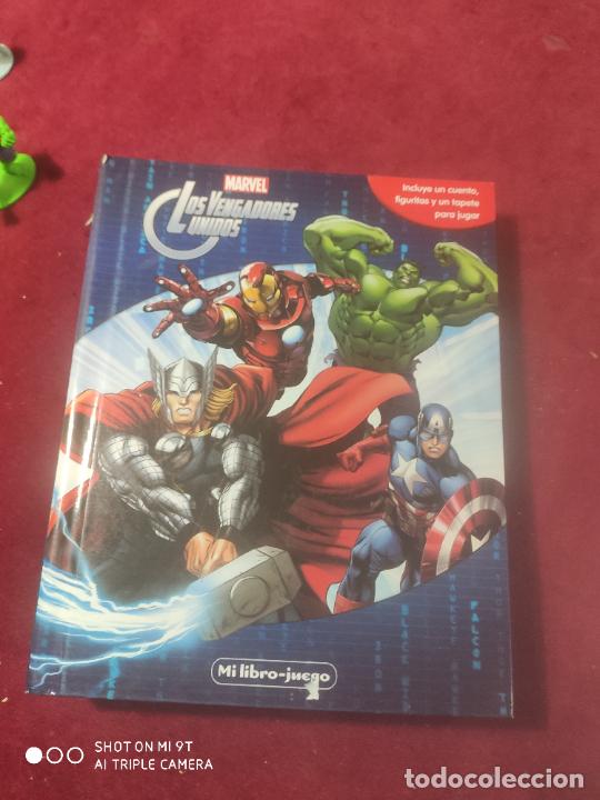 Figuras y mu&ntilde;ecos Marvel: MI LIBROJUEGO LOS VENGADORES UNIDOS MARVEL - Foto 4