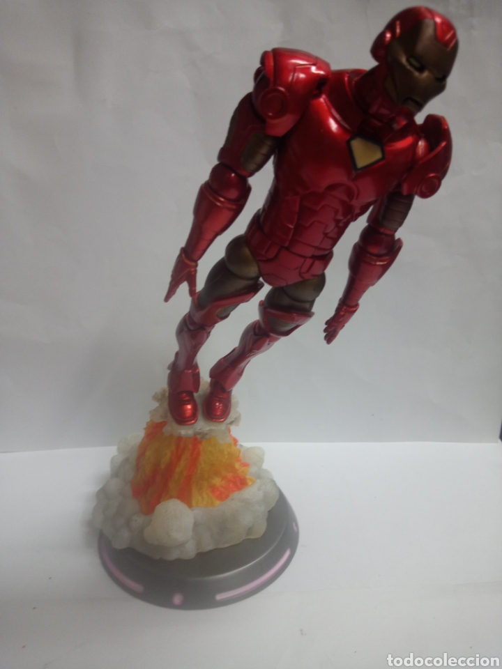 Figuras y mu&ntilde;ecos Marvel: Figura Iron Man, Diamond Select, Marvel - Foto 1