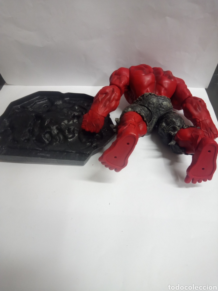 Figuras y mu&ntilde;ecos Marvel: Figura Red Hulk, Marvel Select - Foto 5