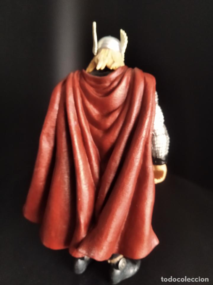 Figuras y mu&ntilde;ecos Marvel: THOR - MARVEL LEGENDS- LOS VENGADORES. - Foto 2
