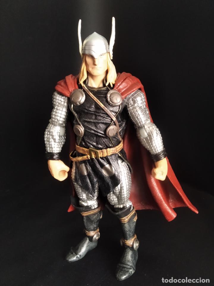 Figuras y mu&ntilde;ecos Marvel: THOR - MARVEL LEGENDS- LOS VENGADORES. - Foto 1
