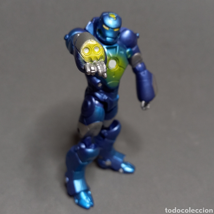 Figuras y mu&ntilde;ecos Marvel: Iron Man Deep Dive Armor, Hasbro, a&ntilde;o 2010 - Foto 1