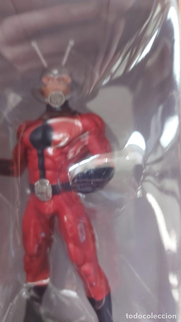Figuras y mu&ntilde;ecos Marvel: Figura Ant Man - Foto 3